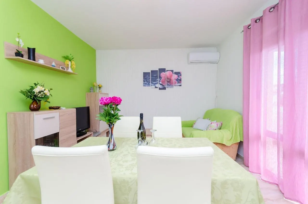 Apartment Branko Lopar 0*,  Horvátország